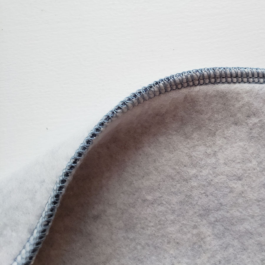 Lola Sewalong: Sewing with stretch